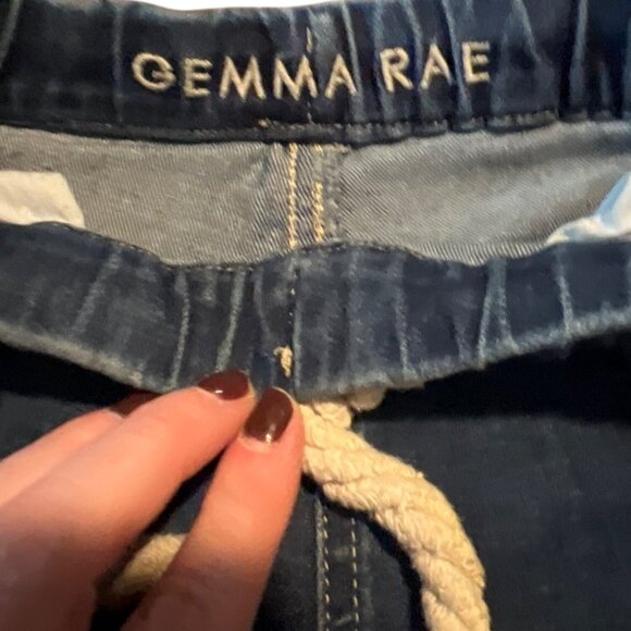 Gemma Rae Denim Drawstring Shorts W/ Pockets & Elastic Waist Womens 26" - Picture 2 of 7